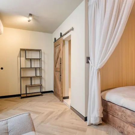 Apartman Boutique - & *