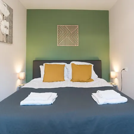 아파트 Alkmaar City Apartments *